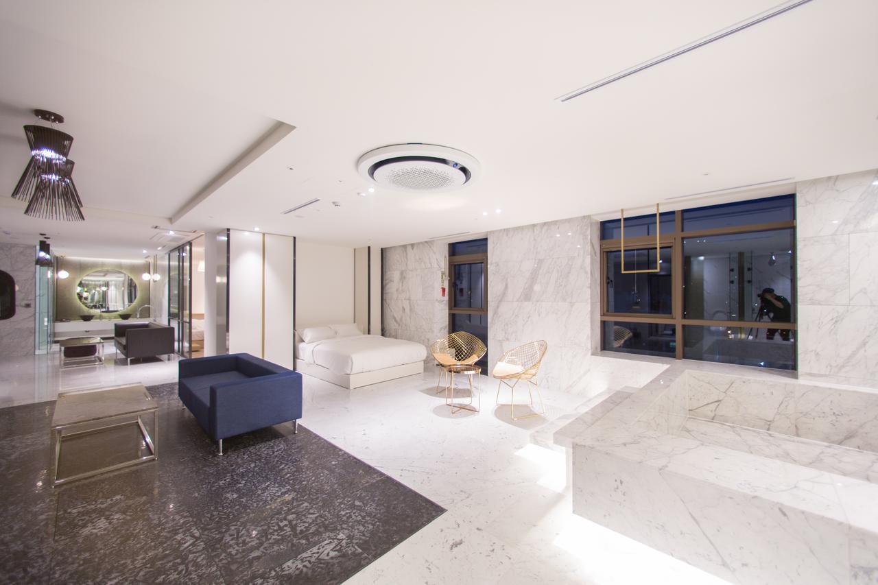 Stayrak Hotel 2*
